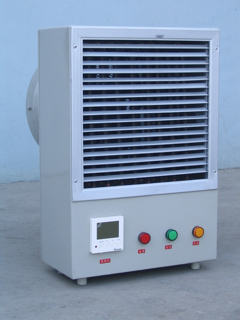 但减仓程度减缓;目前股价靠近支撑位24.09