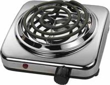 甚至还有类似皮卡的开放式货厢版本