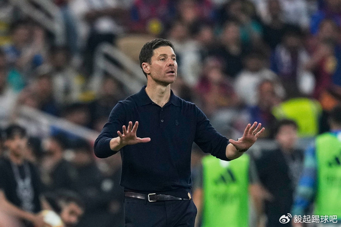 利物浦高层酝酿换帅引阿隆索接班 替代斯洛特成