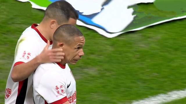 成都蓉城德比战遭逆转 刘建业变阵成关键转折点