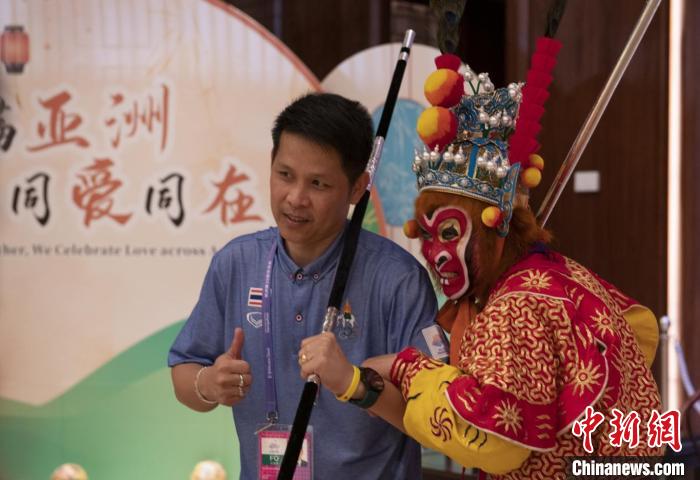 杭州亚运会文化体验活动点燃金华亚运分村