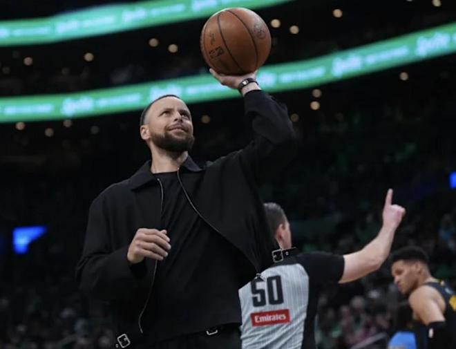 库里完成五对五训练赛 伤病恢复关键一步