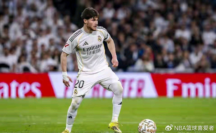 皇马左后卫逆袭神话：弗兰-加西亚从替补边缘到