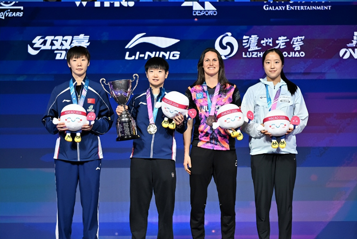 王楚钦首夺世界杯冠军 国乒备战世乒赛迎大考