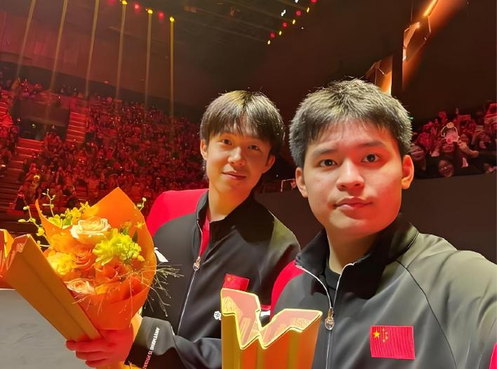 王楚钦首夺世界杯冠军 国乒备战世乒赛迎大考