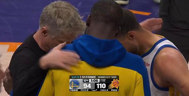 太阳力克勇士挺进季后赛 科尔赛后拥抱库里格林