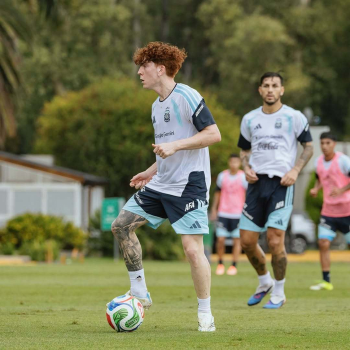 阿根廷力克赞比亚锁定世界杯席位 梅西助攻建功